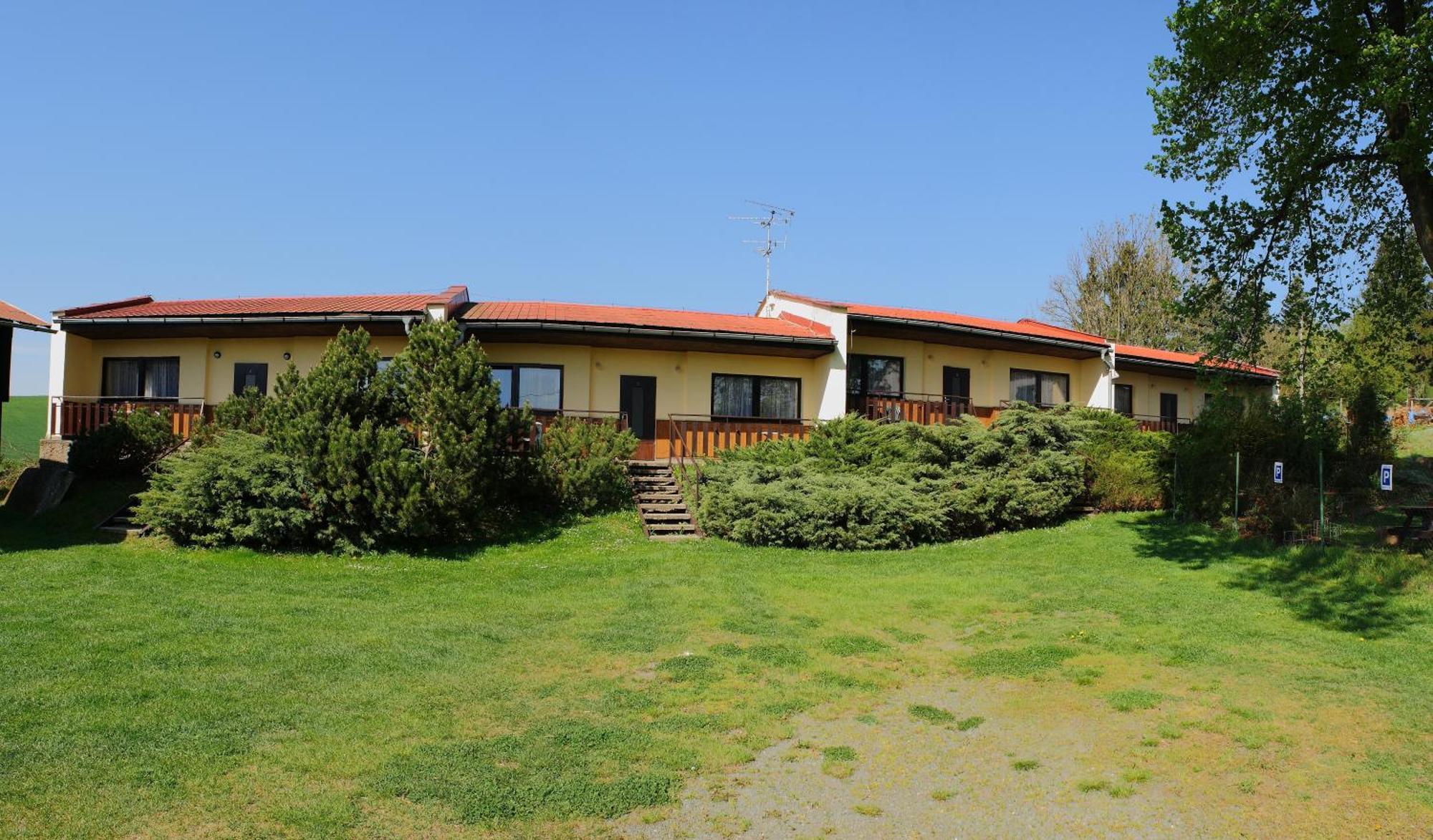 Bungalovy A Ubytovani Ratiborice- Zlic Czeska Skalica Zewnętrze zdjęcie